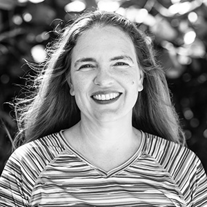 photo of Lisa Backer